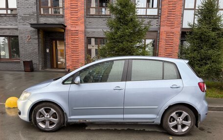 Volkswagen Golf Plus II, 2011 год, 690 000 рублей, 3 фотография