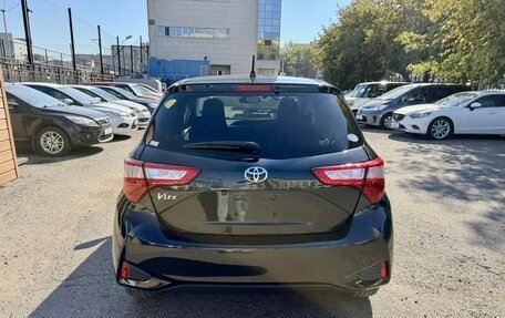 Toyota Vitz, 2018 год, 1 079 000 рублей, 6 фотография