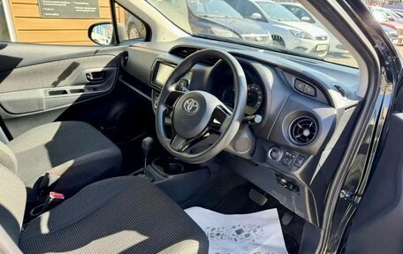 Toyota Vitz, 2018 год, 1 079 000 рублей, 9 фотография