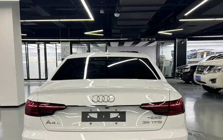 Audi A4, 2023 год, 1 990 000 рублей, 4 фотография