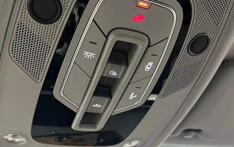 Audi A4, 2023 год, 1 990 000 рублей, 16 фотография