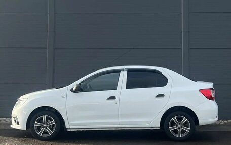 Renault Logan II, 2017 год, 600 000 рублей, 8 фотография