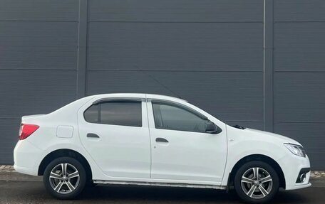 Renault Logan II, 2017 год, 600 000 рублей, 4 фотография