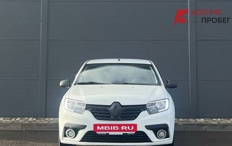 Renault Logan II, 2017 год, 600 000 рублей, 2 фотография