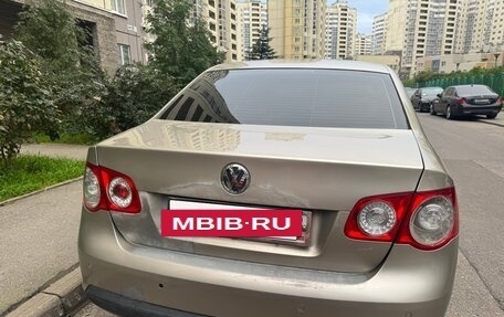 Volkswagen Jetta VI, 2006 год, 400 000 рублей, 4 фотография