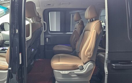Hyundai Staria, 2025 год, 5 050 000 рублей, 15 фотография