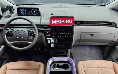 Hyundai Staria, 2025 год, 5 050 000 рублей, 8 фотография