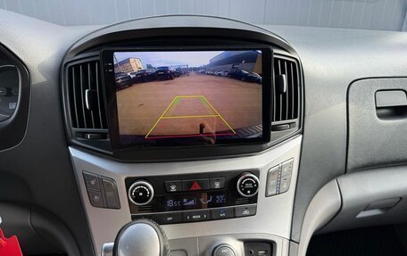 Hyundai Grand Starex Grand Starex I рестайлинг 2, 2016 год, 2 670 000 рублей, 14 фотография