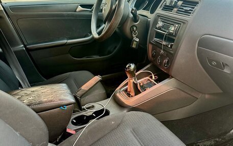 Volkswagen Jetta VI, 2015 год, 650 000 рублей, 6 фотография