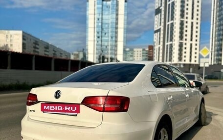 Volkswagen Jetta VI, 2015 год, 650 000 рублей, 4 фотография