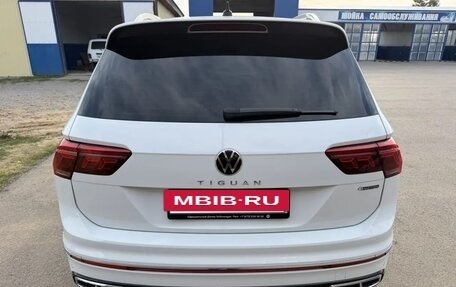 Volkswagen Tiguan II, 2021 год, 4 250 000 рублей, 17 фотография