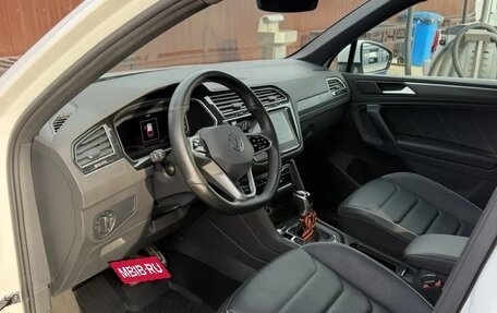 Volkswagen Tiguan II, 2021 год, 4 250 000 рублей, 9 фотография