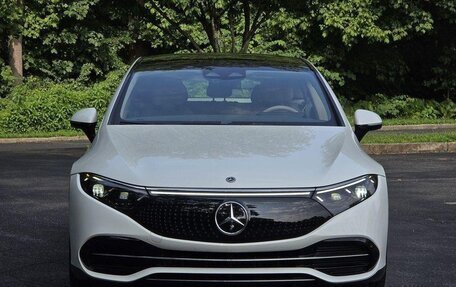 Mercedes-Benz EQS, 2023 год, 8 099 969 рублей, 2 фотография