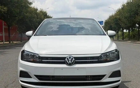 Volkswagen Polo, 2023 год, 995 000 рублей, 3 фотография