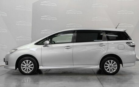 Toyota Wish II, 2012 год, 1 465 000 рублей, 2 фотография