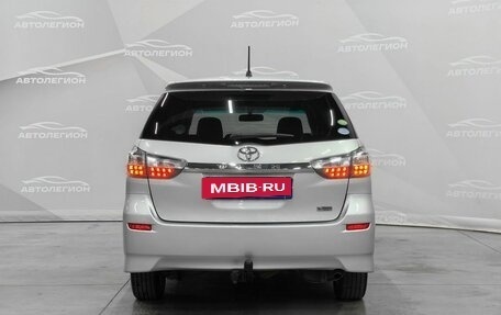 Toyota Wish II, 2012 год, 1 465 000 рублей, 4 фотография