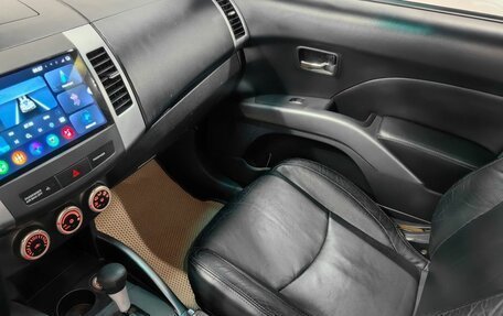 Mitsubishi Outlander III рестайлинг 3, 2007 год, 1 220 000 рублей, 13 фотография