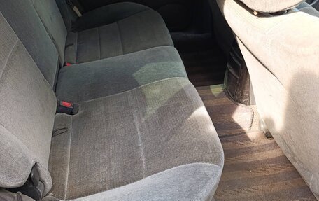 Subaru Legacy III, 2000 год, 700 000 рублей, 5 фотография