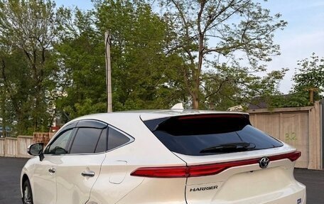 Toyota Harrier, 2020 год, 3 850 000 рублей, 4 фотография