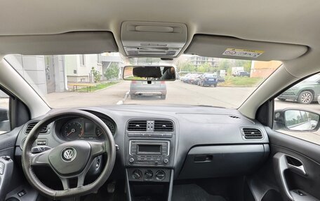 Volkswagen Polo VI (EU Market), 2018 год, 1 200 000 рублей, 7 фотография
