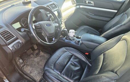 Ford Explorer VI, 2017 год, 2 129 000 рублей, 5 фотография