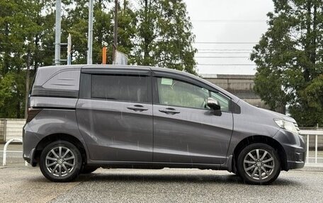 Honda Freed I, 2015 год, 774 911 рублей, 2 фотография