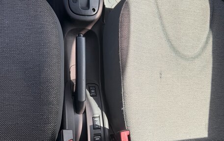Nissan Micra III, 2005 год, 475 000 рублей, 23 фотография