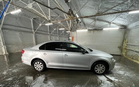 Volkswagen Jetta VI, 2013 год, 850 000 рублей, 5 фотография