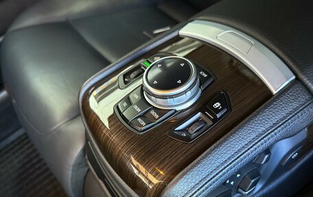 BMW 7 серия, 2015 год, 1 999 000 рублей, 29 фотография