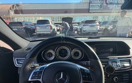 Mercedes-Benz E-Класс, 2015 год, 2 500 000 рублей, 9 фотография
