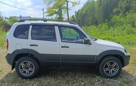 Chevrolet Niva I рестайлинг, 2020 год, 850 000 рублей, 11 фотография