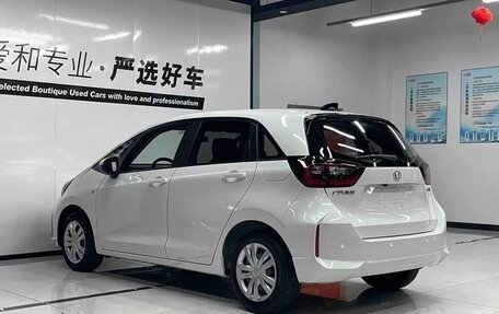 Honda Fit, 2023 год, 980 000 рублей, 4 фотография