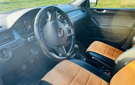 Skoda Rapid I, 2018 год, 1 380 000 рублей, 14 фотография