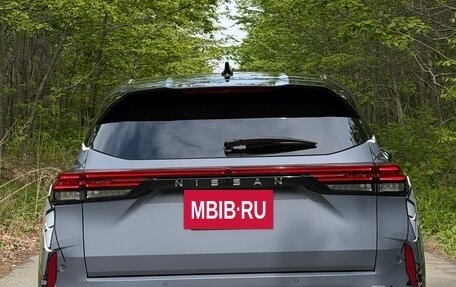 Nissan Note, 2022 год, 2 400 000 рублей, 3 фотография