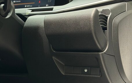 Nissan Note, 2022 год, 2 400 000 рублей, 19 фотография
