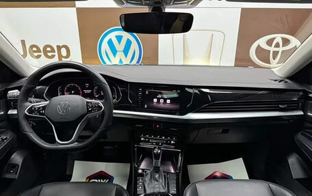 Volkswagen Passat B8 рестайлинг, 2023 год, 1 390 000 рублей, 10 фотография