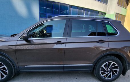 Volkswagen Tiguan II, 2018 год, 2 999 999 рублей, 4 фотография