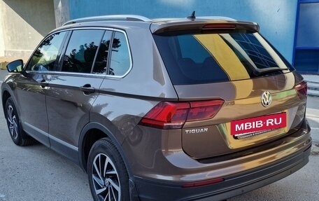 Volkswagen Tiguan II, 2018 год, 2 999 999 рублей, 6 фотография