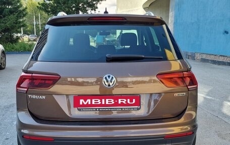 Volkswagen Tiguan II, 2018 год, 2 999 999 рублей, 8 фотография