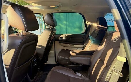 Cadillac Escalade III, 2013 год, 2 300 000 рублей, 3 фотография