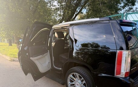 Cadillac Escalade III, 2013 год, 2 300 000 рублей, 5 фотография