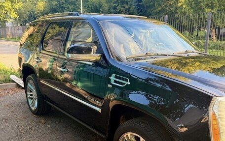 Cadillac Escalade III, 2013 год, 2 300 000 рублей, 9 фотография