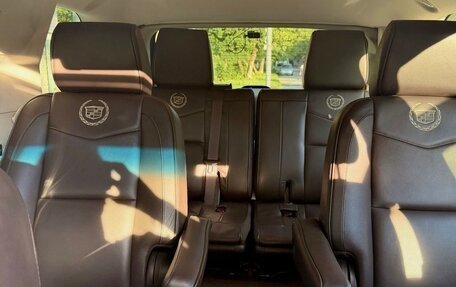 Cadillac Escalade III, 2013 год, 2 300 000 рублей, 4 фотография