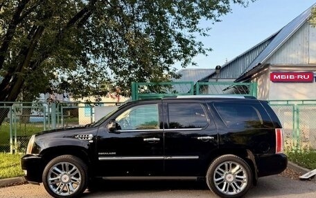 Cadillac Escalade III, 2013 год, 2 300 000 рублей, 6 фотография