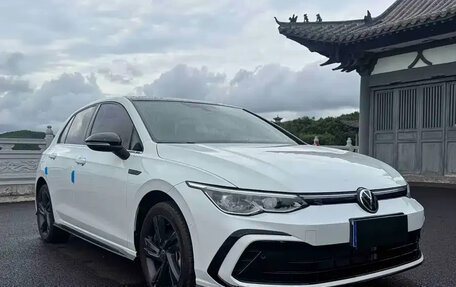 Volkswagen Golf VIII, 2023 год, 1 867 700 рублей, 3 фотография