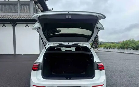 Volkswagen Golf VIII, 2023 год, 1 867 700 рублей, 7 фотография