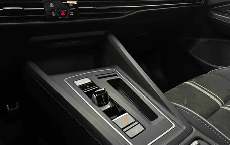 Volkswagen Golf VIII, 2023 год, 1 867 700 рублей, 20 фотография