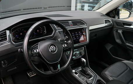 Volkswagen Tiguan II, 2019 год, 3 180 000 рублей, 12 фотография
