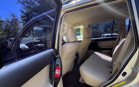 Toyota Land Cruiser Prado 150 рестайлинг 2, 2010 год, 3 400 000 рублей, 14 фотография