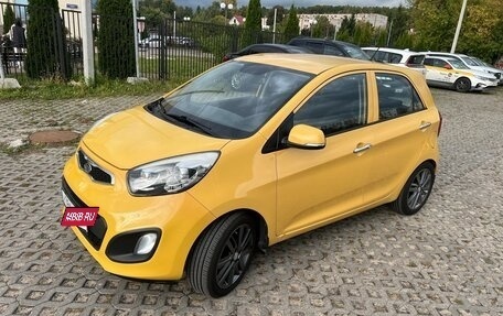 KIA Picanto II, 2011 год, 770 000 рублей, 2 фотография